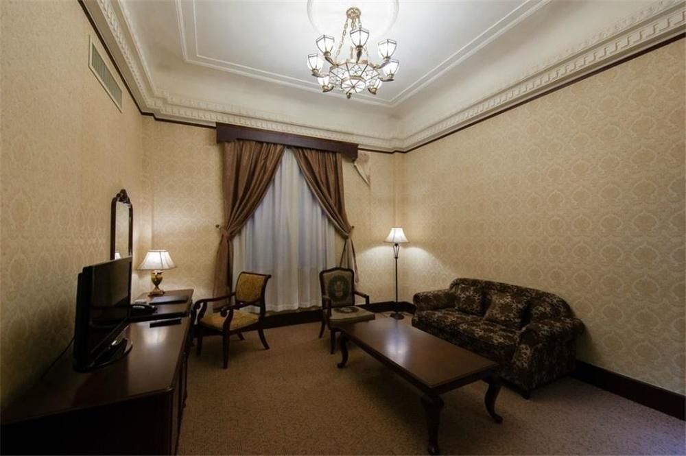 เจมส์ จอยซ์ คอฟฟีเทล เทียนสิน เจียฟ่าง นอร์ทโร้ด เทียนสิน เฟิสต์ โฮเต็ล Hotel เทียนจิน ภายนอก รูปภาพ